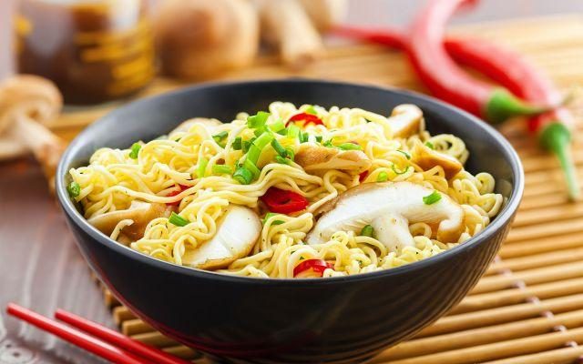 很多女性超愛吃這些食物中食品添加劑超多，醫(yī)生從不讓家屬吃