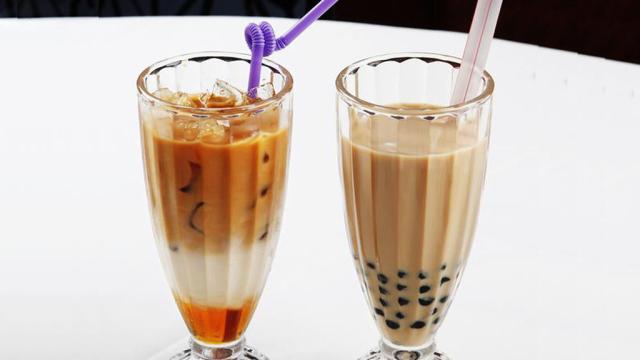 很多女性超愛吃這些食物中食品添加劑超多，醫(yī)生從不讓家屬吃