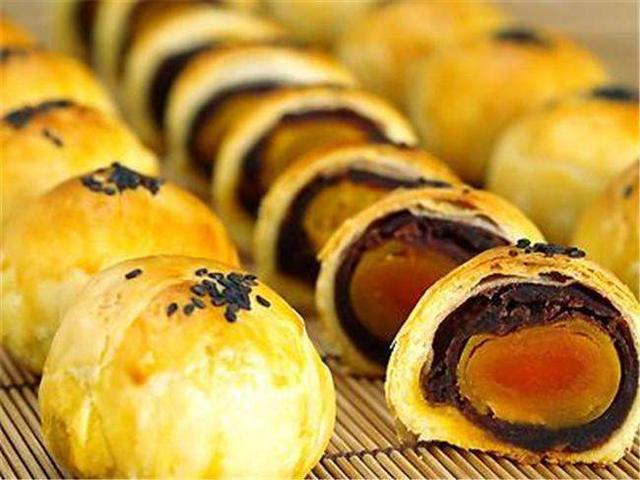 浙江食品問題不少蛋黃酥菌落總數(shù)不符合規(guī)定、瓜子食品添加劑不符合規(guī)定